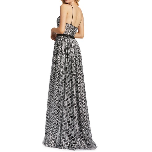 # Mac Duggal A Line Shinny Sparkling Glitter Lattice Design Gown New With Tag - Picture 2 of 3